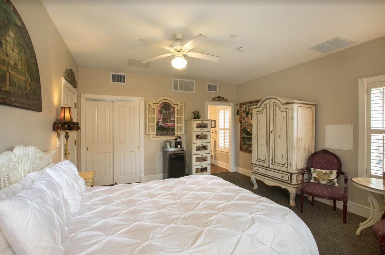 Gruene River Hotel & Retreat Нью Браунфелс Экстерьер фото