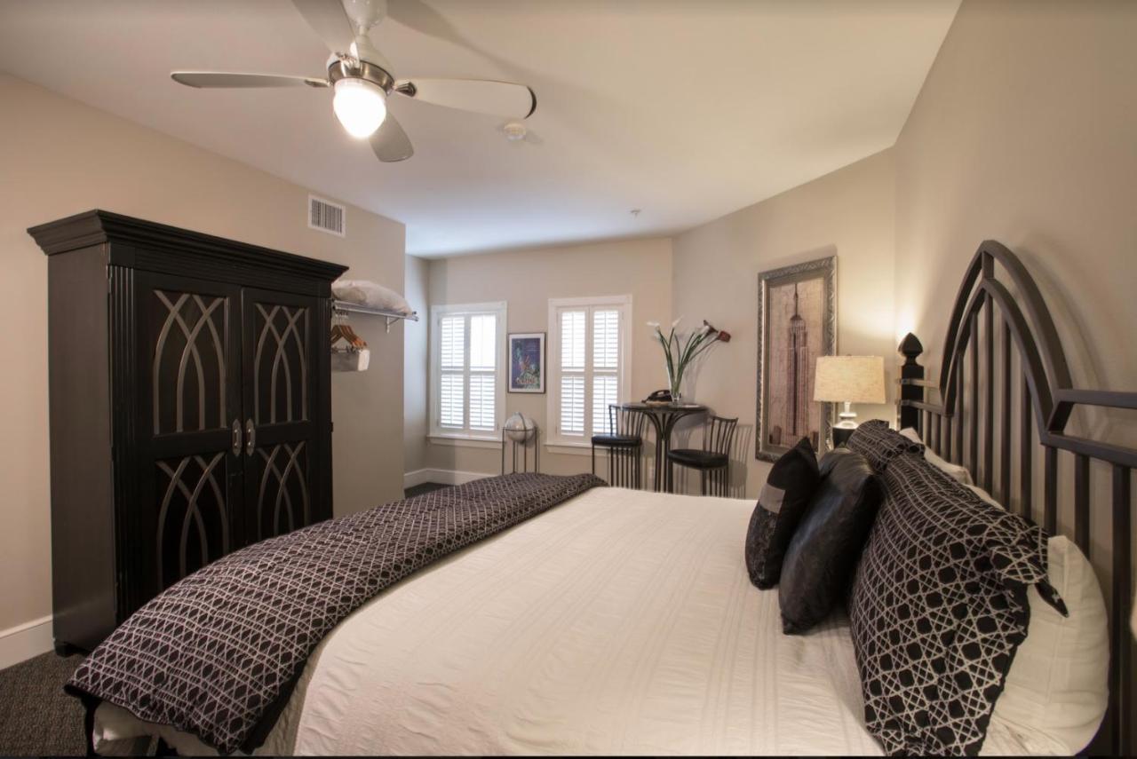 Gruene River Hotel & Retreat Нью Браунфелс Экстерьер фото