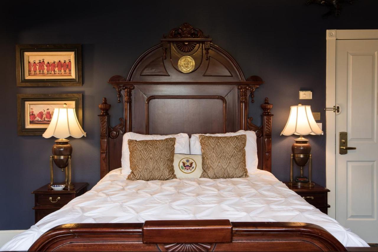 Gruene River Hotel & Retreat Нью Браунфелс Экстерьер фото