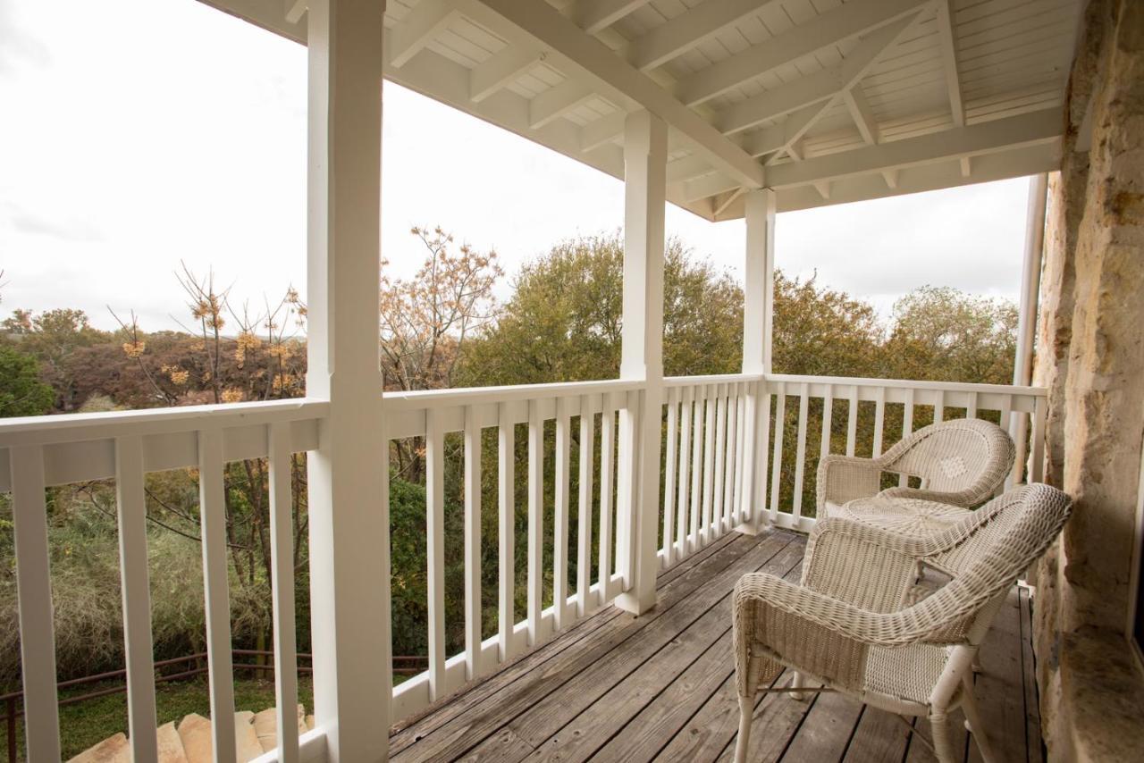 Gruene River Hotel & Retreat Нью Браунфелс Экстерьер фото
