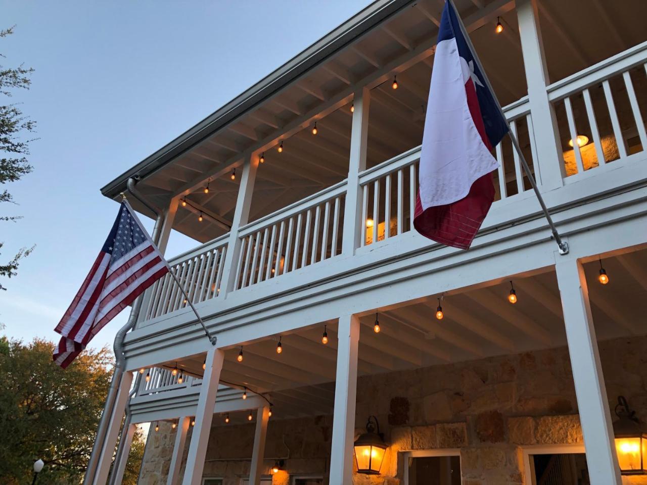 Gruene River Hotel & Retreat Нью Браунфелс Экстерьер фото